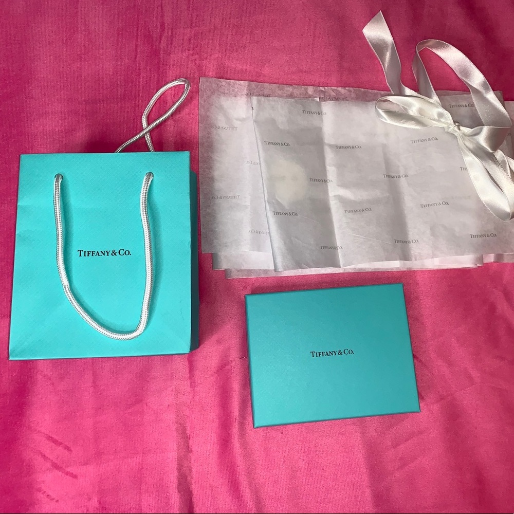 Tiffany & Co Gift box & bag